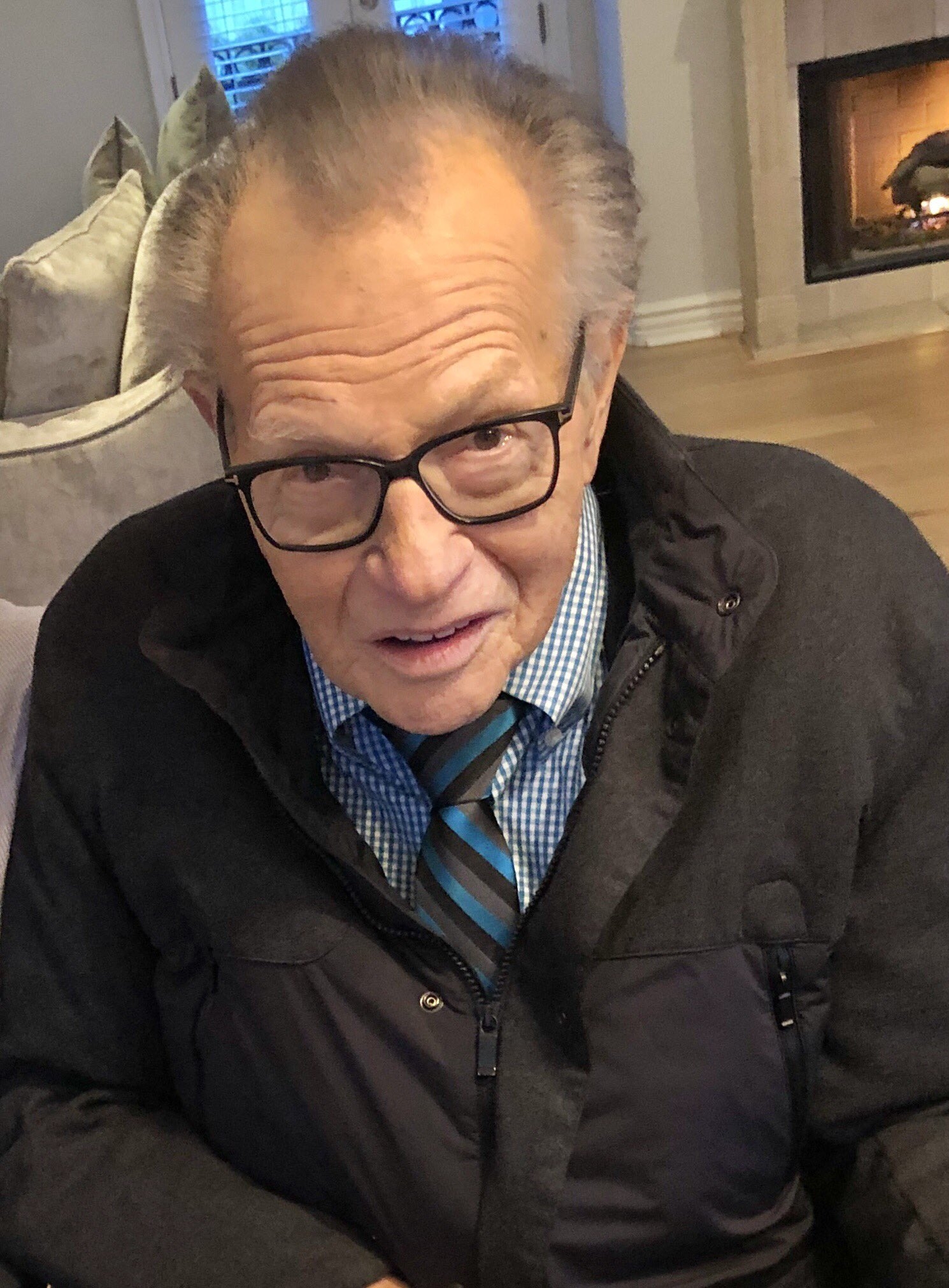 Muere Larry King, famoso presentador de televisión a causa del COVID-19