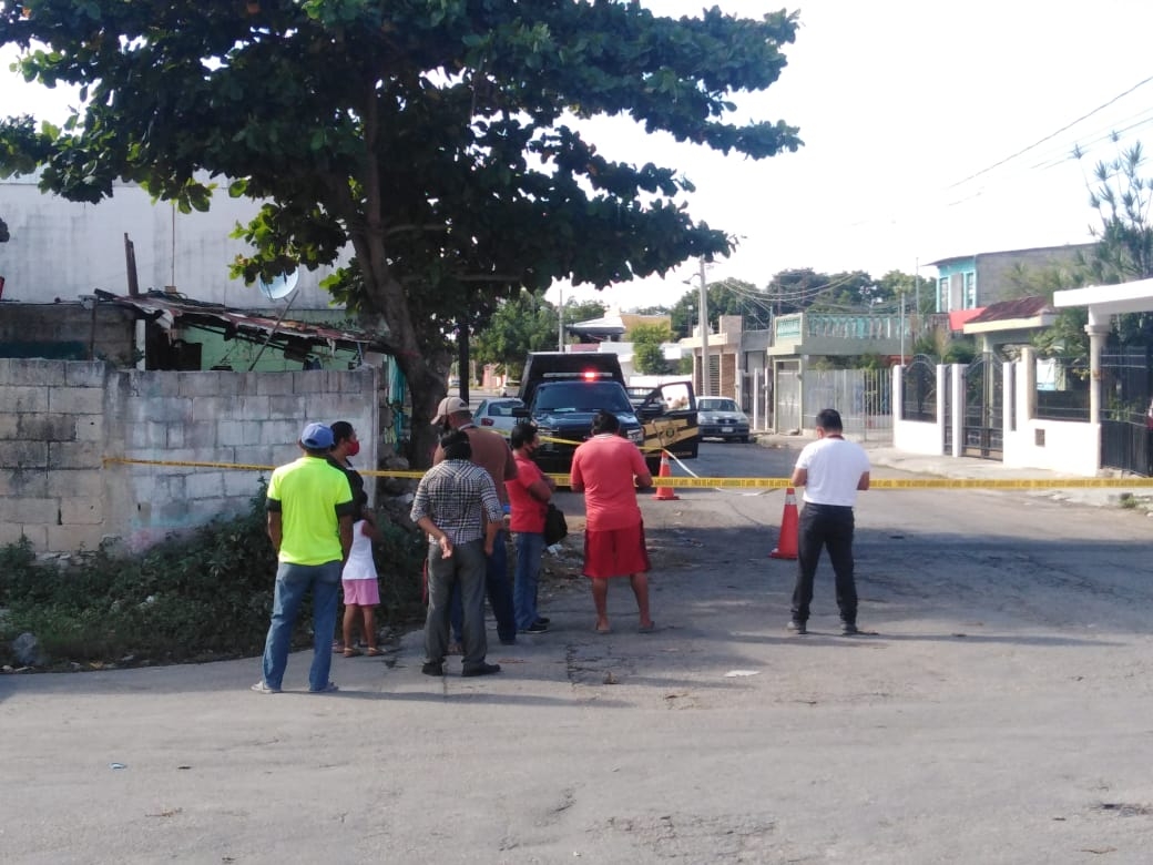 Hombre muere mientras recogía botellas en la colonia Dolores Otero de Mérida