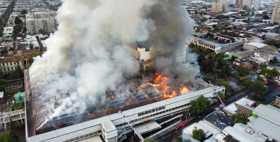 La columna de humo se alcanzaba a ver desde varios puntos de la ciudad