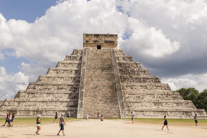 Así se ve el Castillo de Chichén Itzá desde arriba: VIDEO
