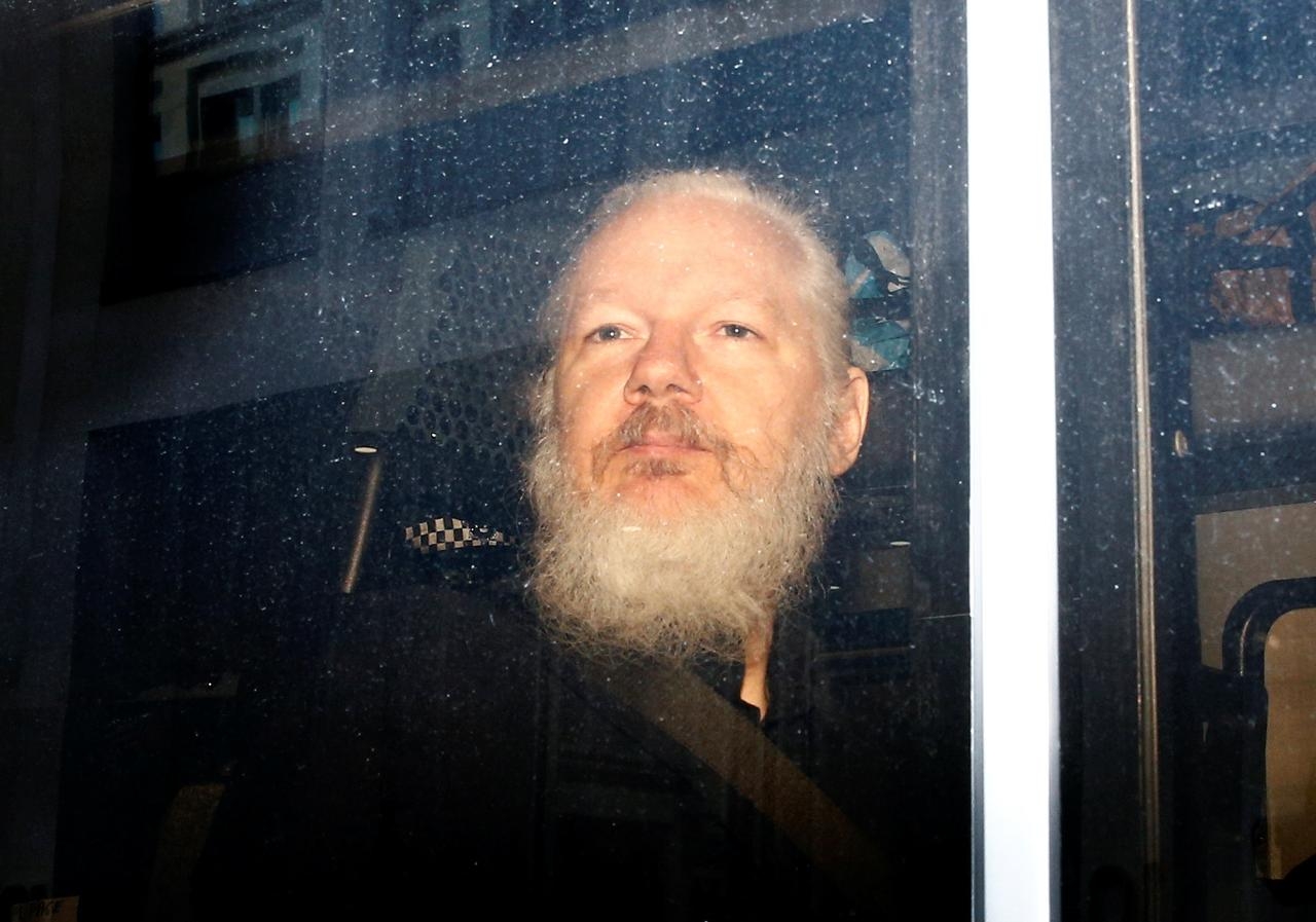 México ofrecerá asilo político a Julian Assange: AMLO 