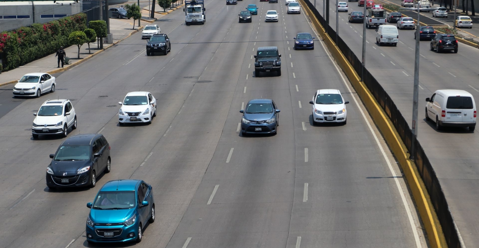 Condonan pago de tenencia vehicular en CDMX y Estado de México