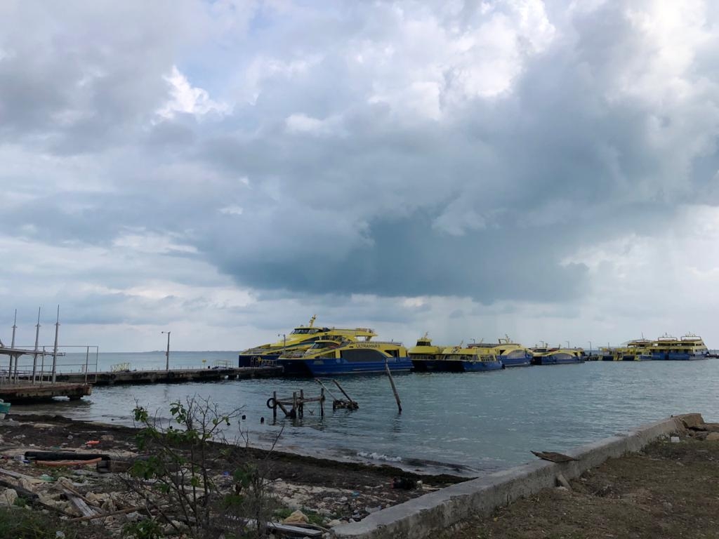 Afecta a usuarios aumento en la tarifa del cruce entre Puerto Juárez e Isla Mujeres