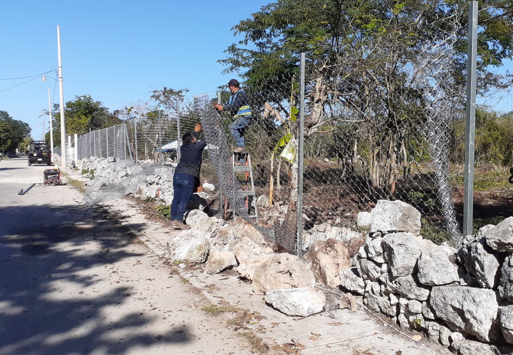 Ejidatarios mantienen pleito con granja avícola en Hunucmá