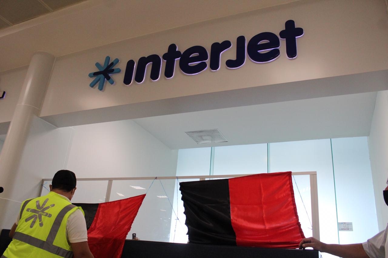 Empleados de Interjet inician huelga en Aeropuerto de Cancún