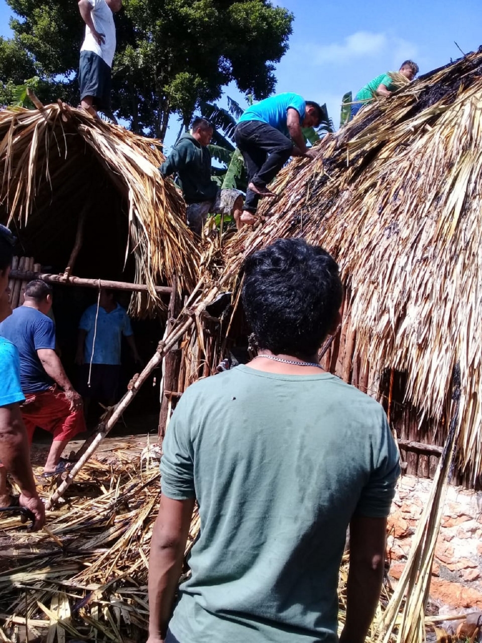 Se incendia palapa en la comunidad Señor de Felipe Carrillo Puerto