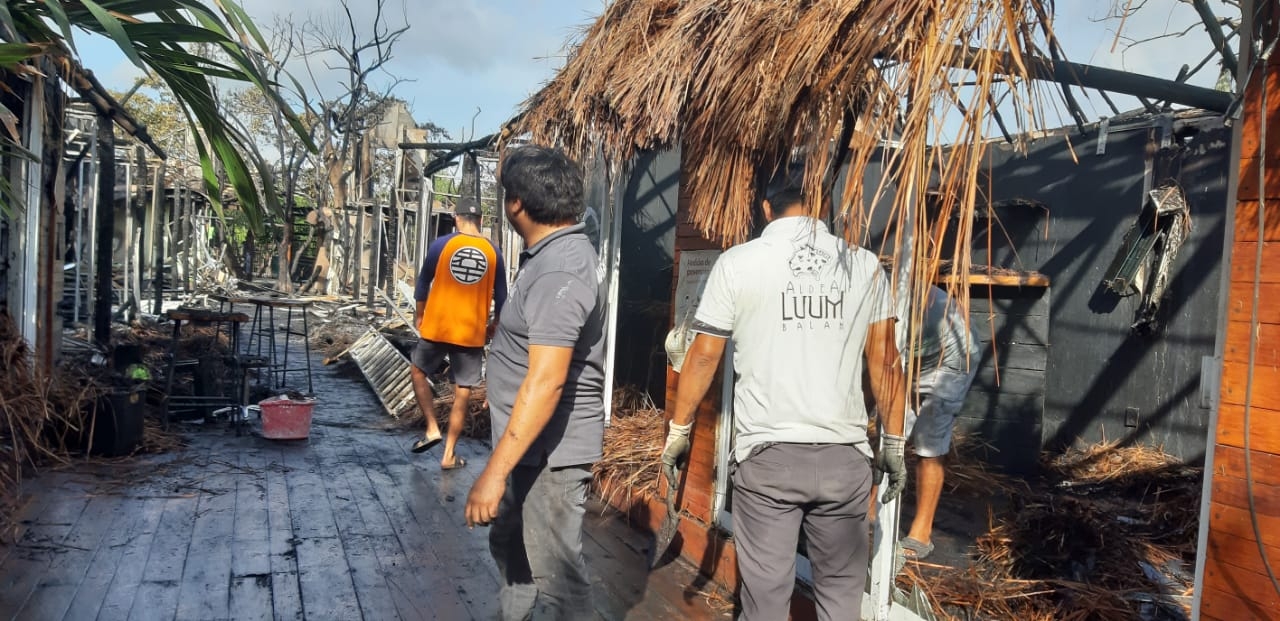 Empresas presentan denuncia ante FGE por incendio en Tulum-Boca Paila