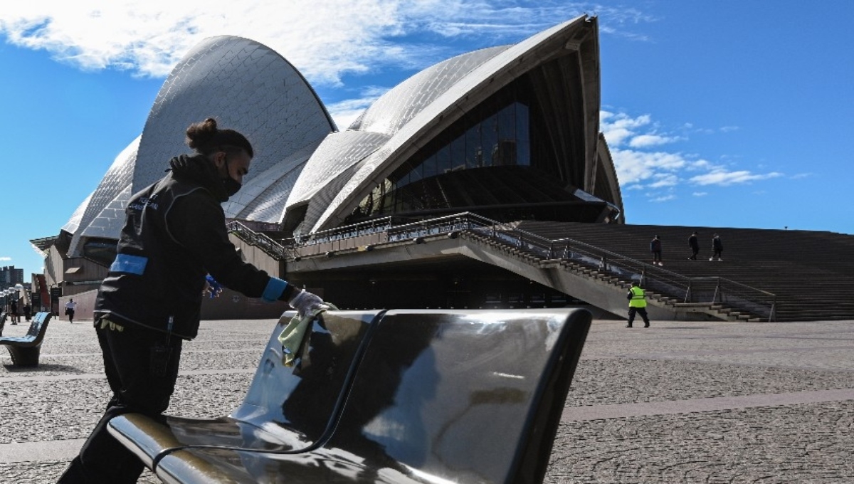 Luego de 100 días de confinamiento, Sídney, la ciudad más poblada de Australia, gozó, este lunes, del primer día de práctica de normalidad