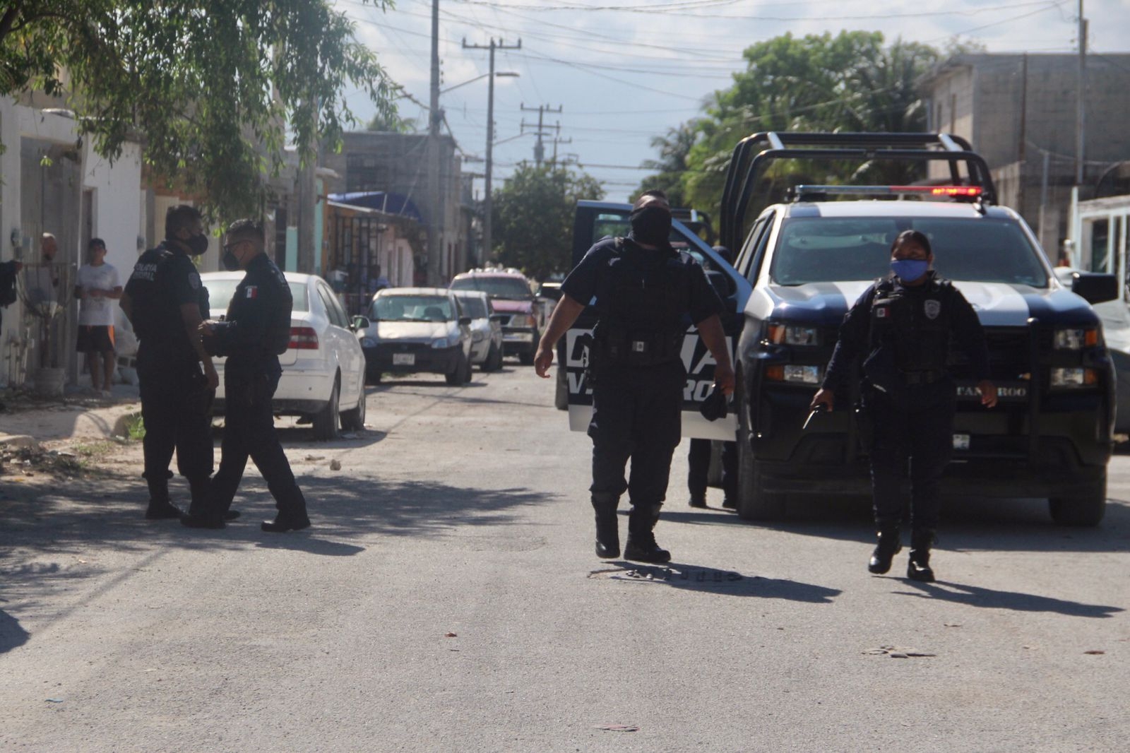 Hombres armados 'rafaguean' una casa en la Región 236 de Cancún