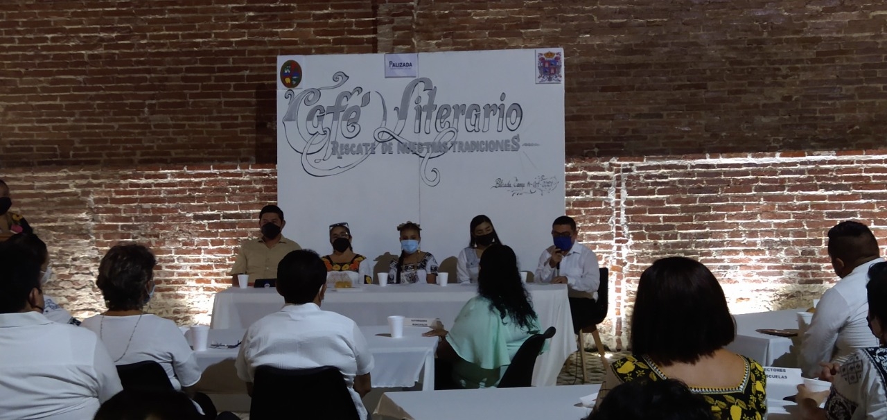 Mes de la Campechanía: Cecytec realiza el primer Café literario en Palizada