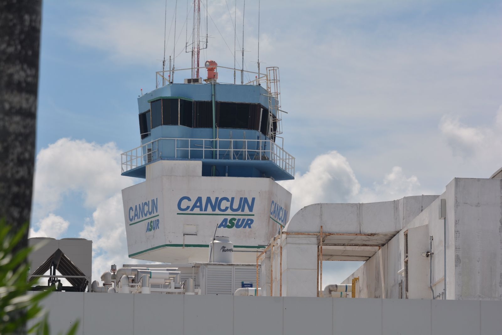 El aeropuerto de Cancún recibirá el vuelo de Volaris que saldrá desde la terminal aérea de Santa Lucía en EDOMEX