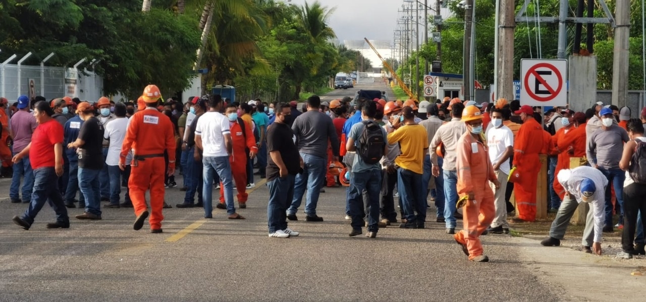 El Sindicato Felipe Carrillo Puerto exige al Sindicato de la Industria de la Petroquímica acreditar su representación legal, así como los Contratos Colectivos de Trabajo que ha firmado durante 21 años