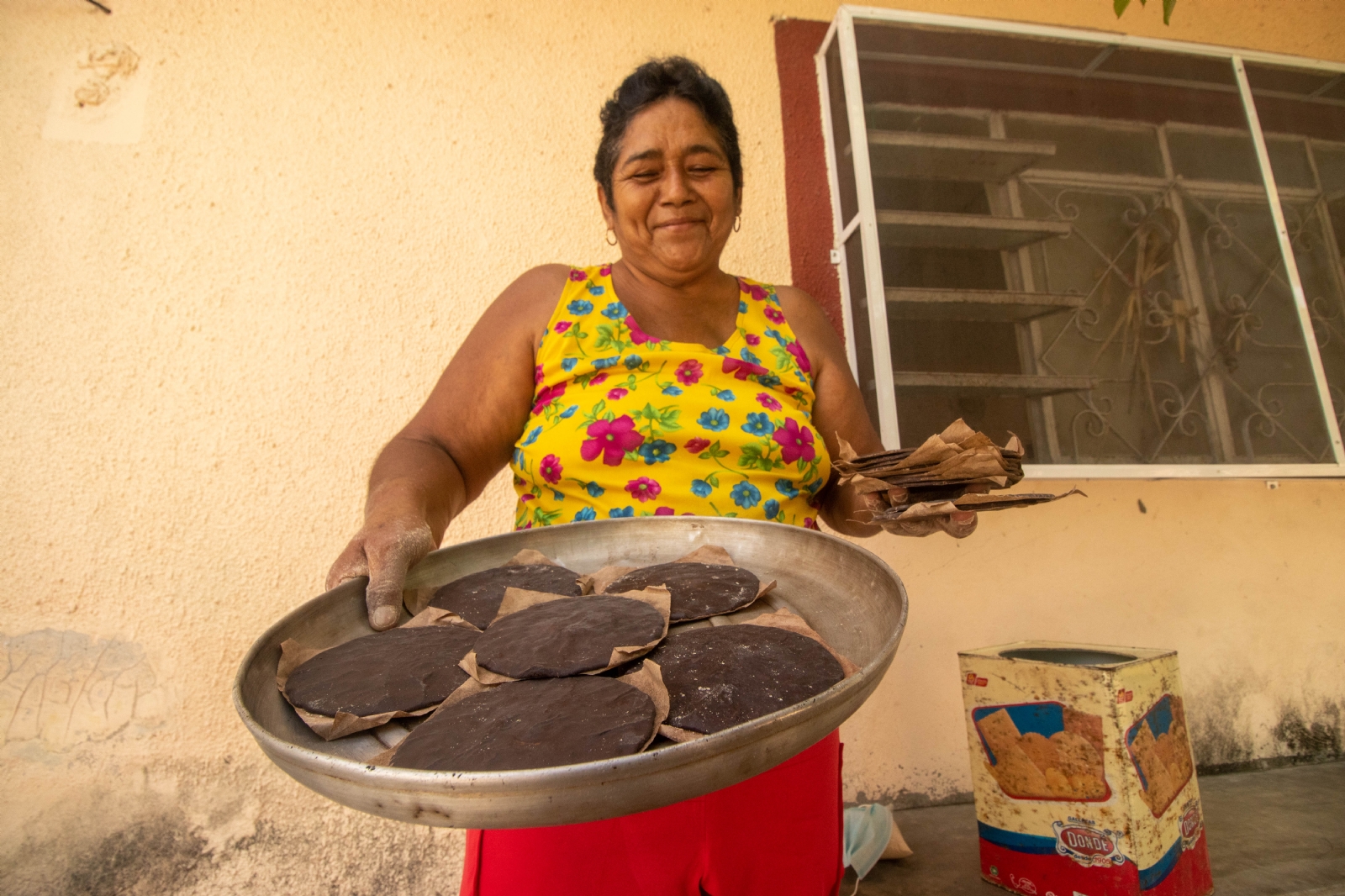 Elaboración de tablillas de chocolate, una deliciosa tradición en Chocholá, Yucatán