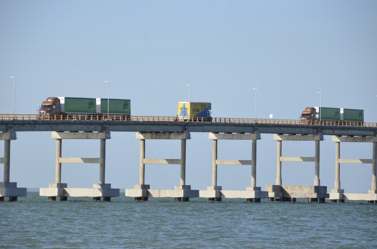 Transportistas de Ciudad del Carmen, 'golpeados' por incremento al precio de peajes