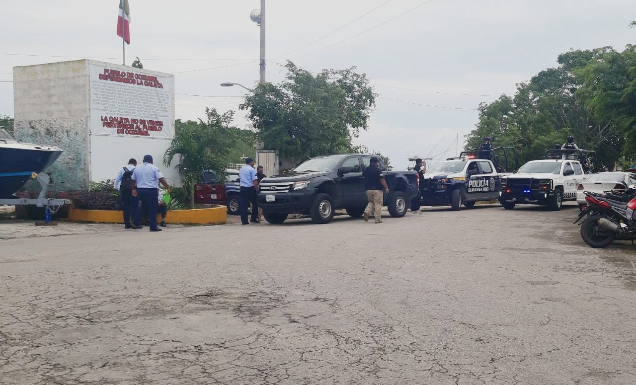 En el operativo también se inspeccionaron al personal de las embarcaciones que prestan el servicio de tours en Cozumel