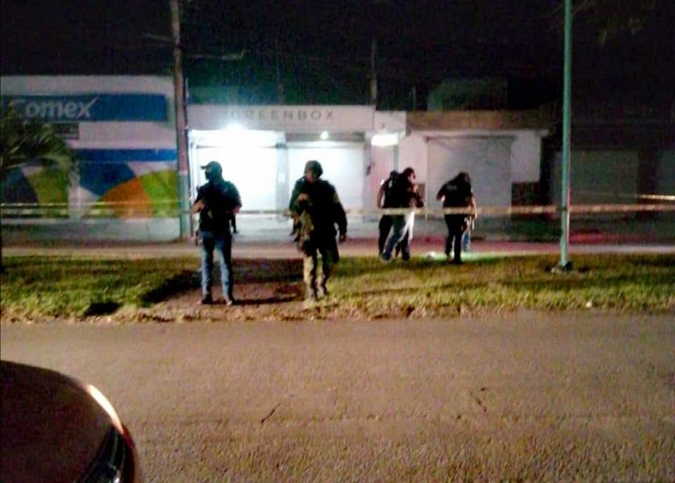 Debido a este incidente la Calzada Veracruz se encuentra cerrada en su tramo de circulación norte sur