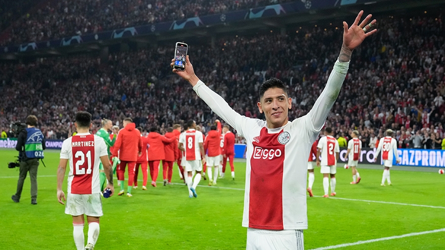 Edson Álvarez renovó contrato con el Ajax, así lo informó el club holandés a través de un comunicado.