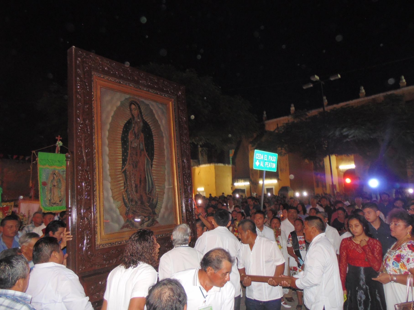 Alistan bajada de Virgen de Guadalupe con medidas COVID-19 en Acanceh
