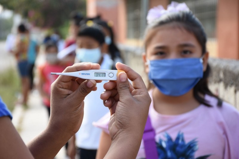 Aumentan cerca del 60% los contagios en escuelas de Q. Roo tras regreso a clases