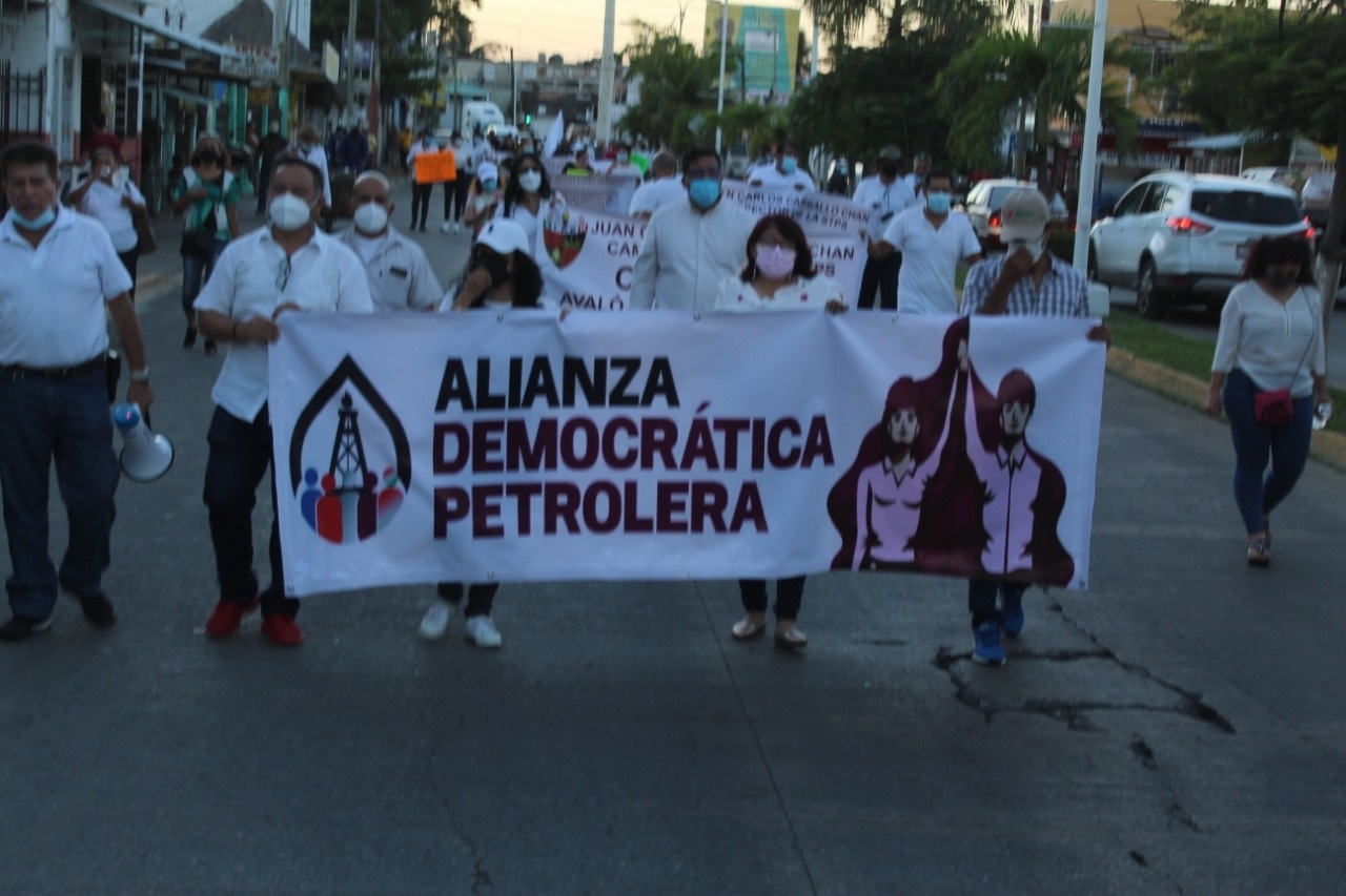 Petroleros de Ciudad del Carmen exigen democracia en elecciones a la secretaría general