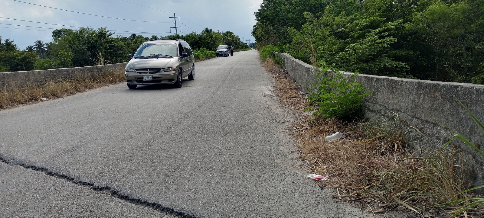 Transportistas de Candelaria temen colapso del puente 'Miguel Alemán' por paso de unidades de carga