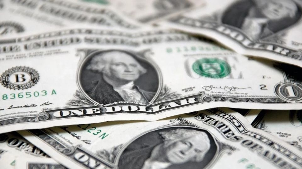 Revisa el precio del dólar hoy lunes 30 de abril de 2022 en México para la compra y venta en los principales bancos del país.