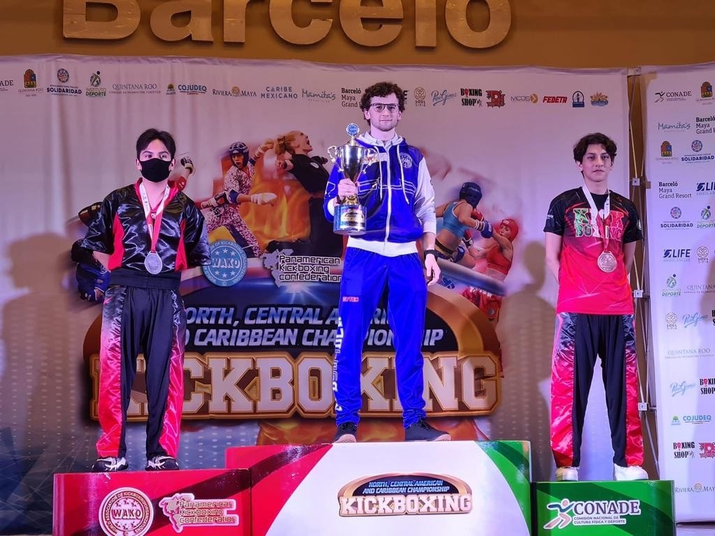 Atletas de Campeche ganan medallas en el Campeonato Internacional de Kickboxing