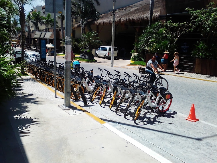 Pese a inconformidad de ciudadanos no hay quejas formales contra parquímetros en Playa del Carmen