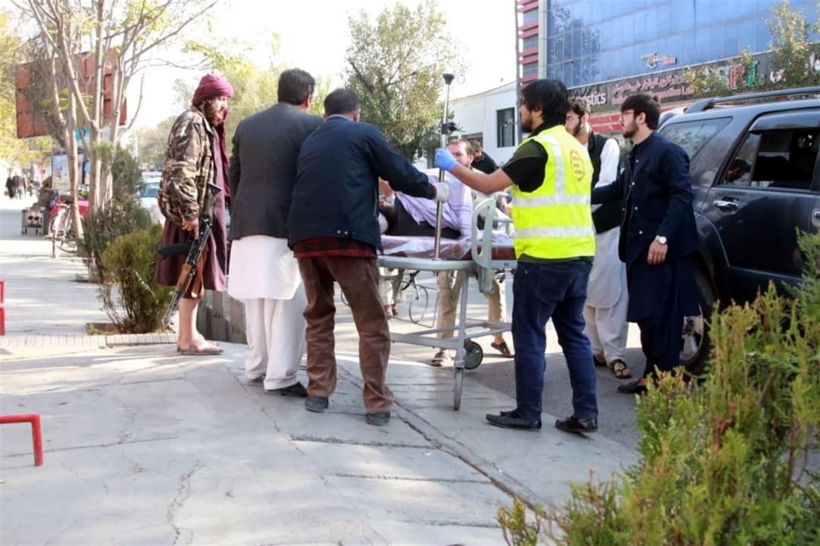 Ataque a hospital en Kabul, Afganistán, deja al menos 19 muertos: VIDEO