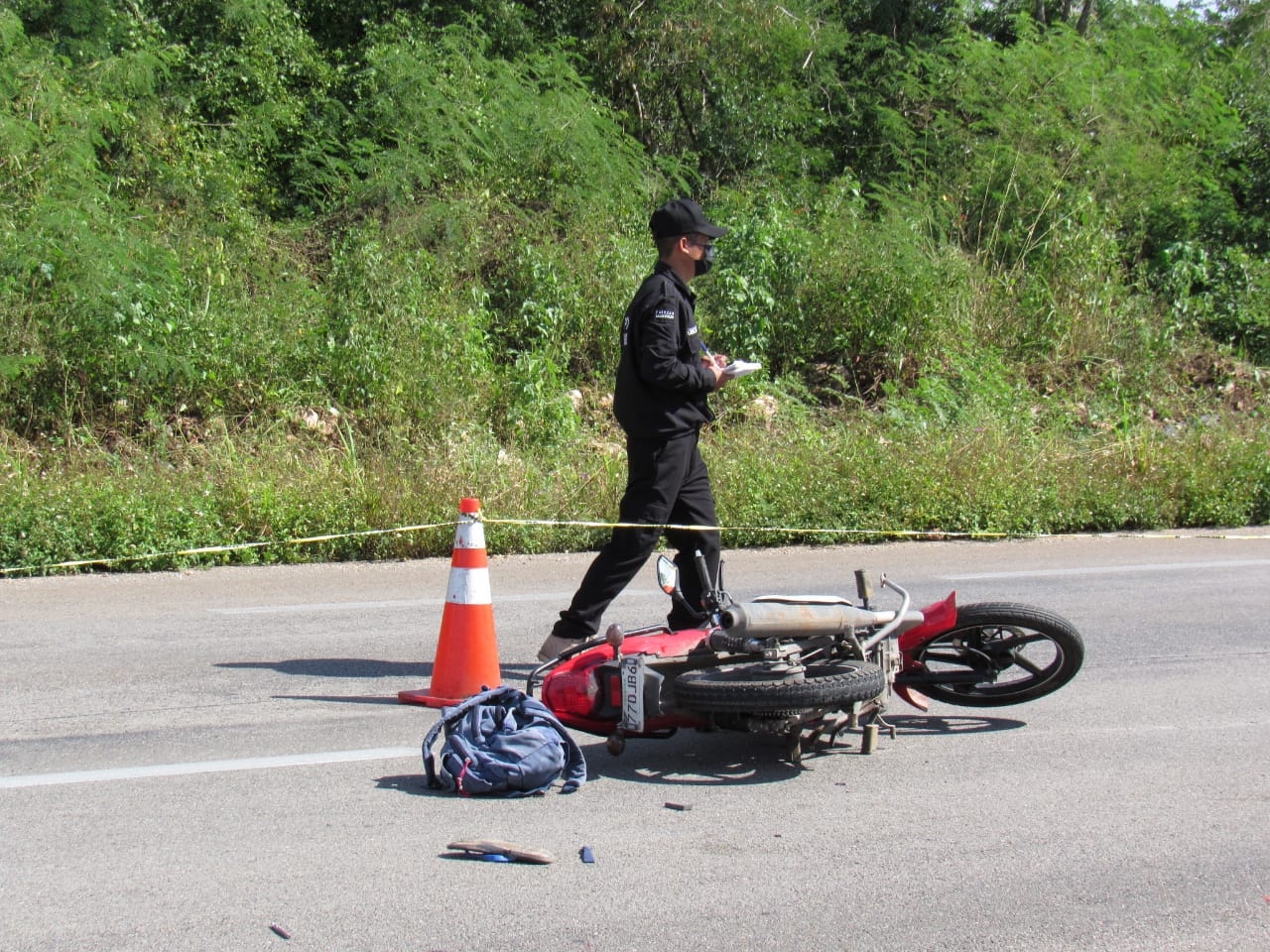 Muere motociclista sobre la carretera Mérida-Cancún