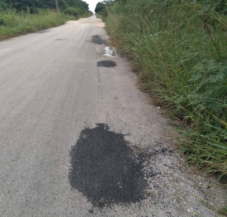 Los caminos fueron reparados a con materiales de mala calidad