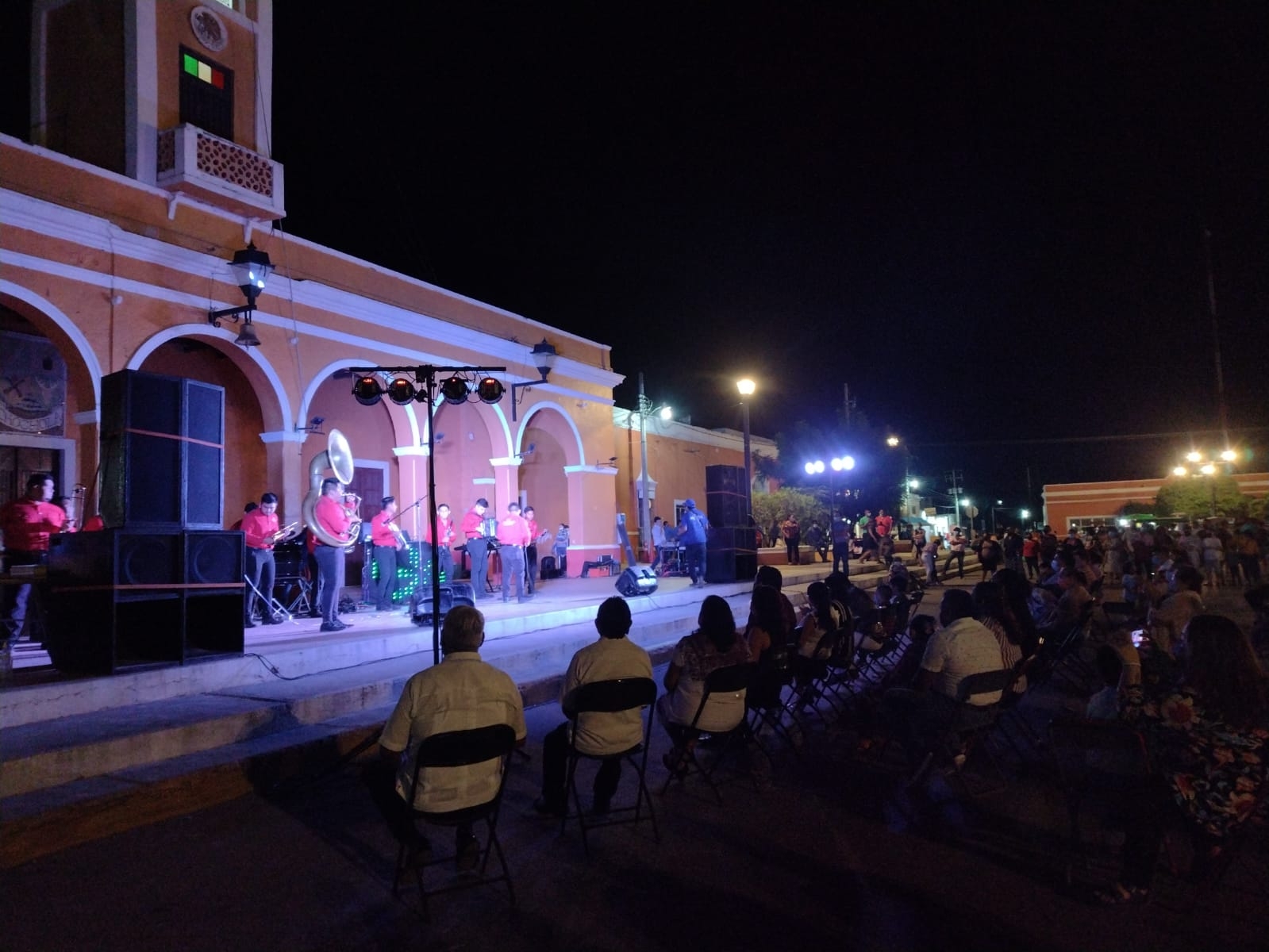 El evento se hizo a las afueras del palacio Municipal