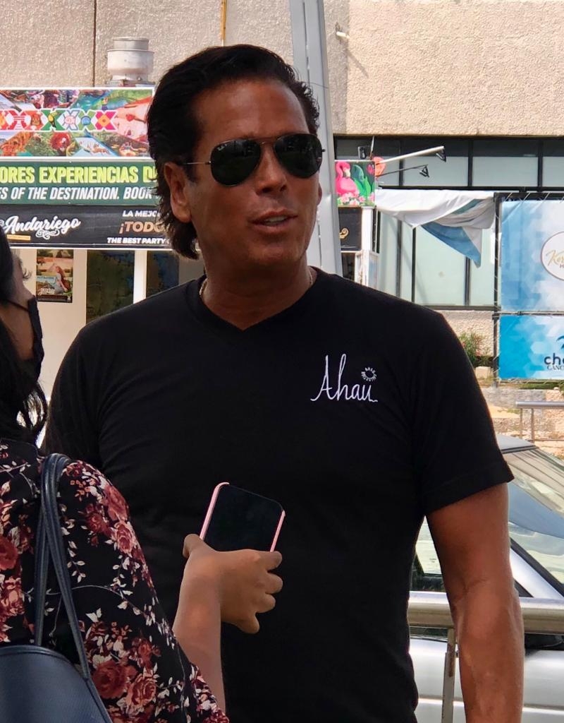 Roberto Palazuelos critica gestión de Mara Lezama como Alcaldesa de Cancún