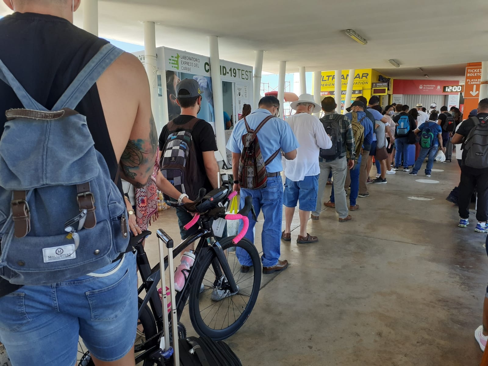 Usuarios de Winjet exhiben en redes presunto favoritismo en cruce de atletas en Cozumel