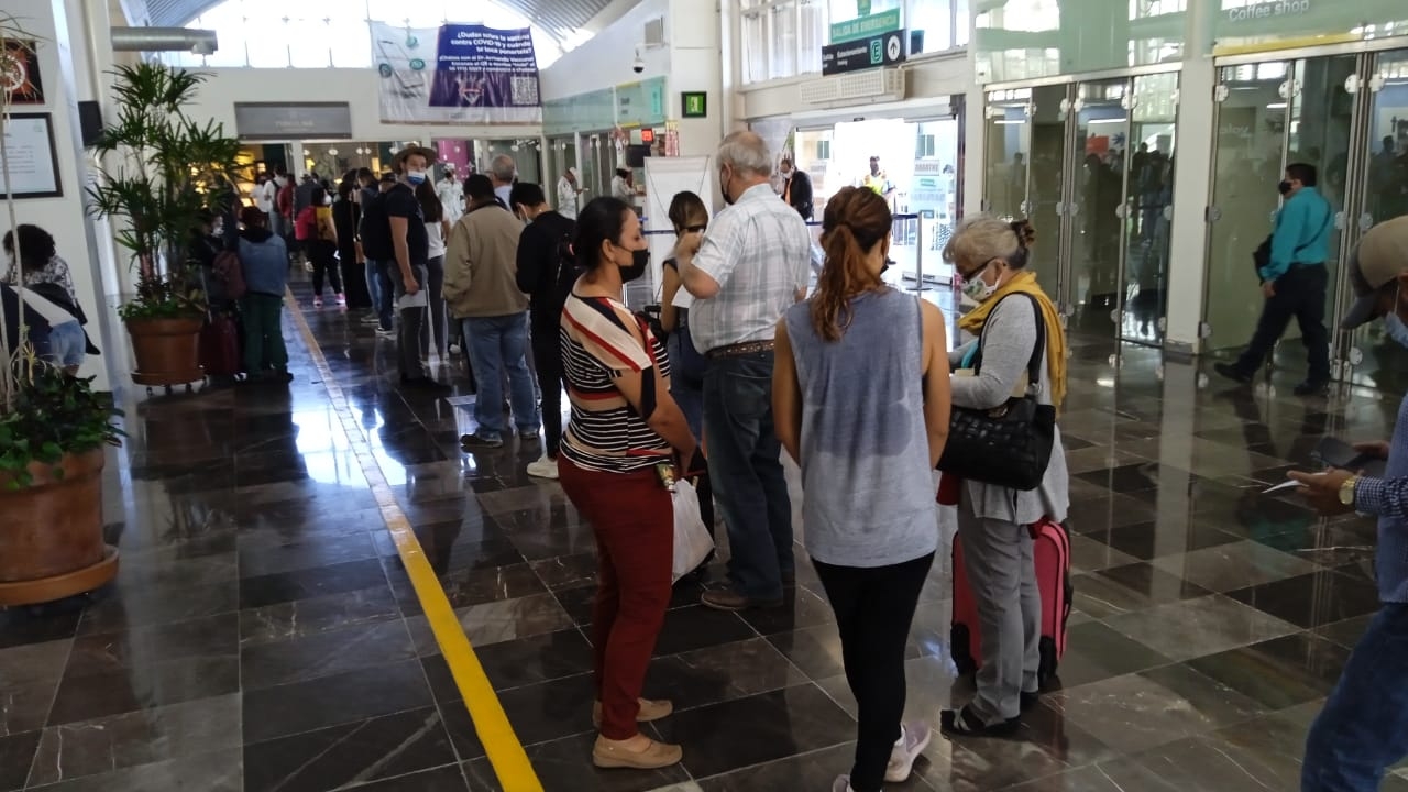 El flujo de personas aumentado en las últimas tres semanas en el aeropuerto de Campeche