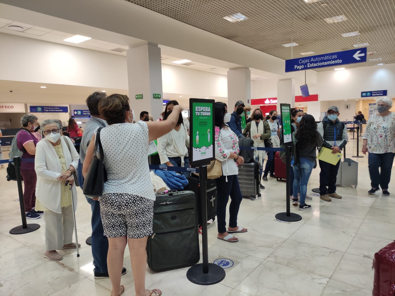 Retrasan cuatro vuelos en Cancún debido a Nevadas en EU: VIDEO