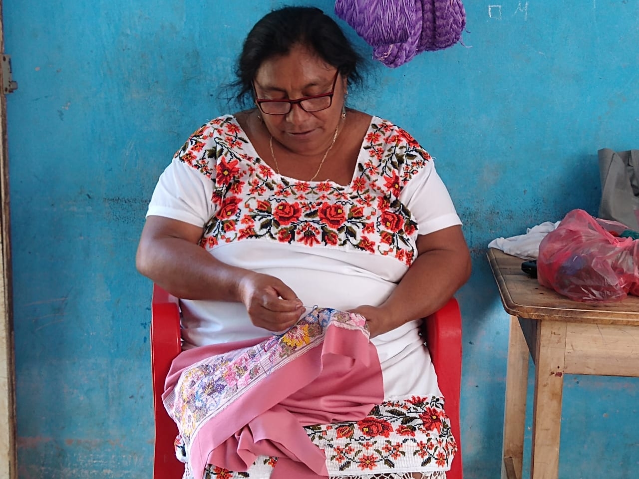 Mujeres bordadoras denuncian falta de apoyo en Tahdziú, Yucatán