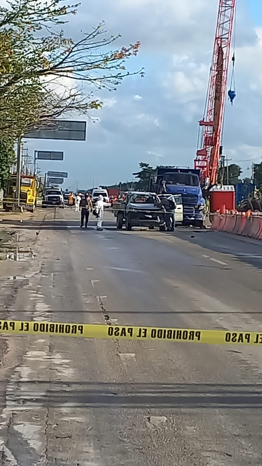 El accidente vehicular ocurrió en la Avenida Pintores de Playa del Carmen, donde policías acordonaron la zona del hecho