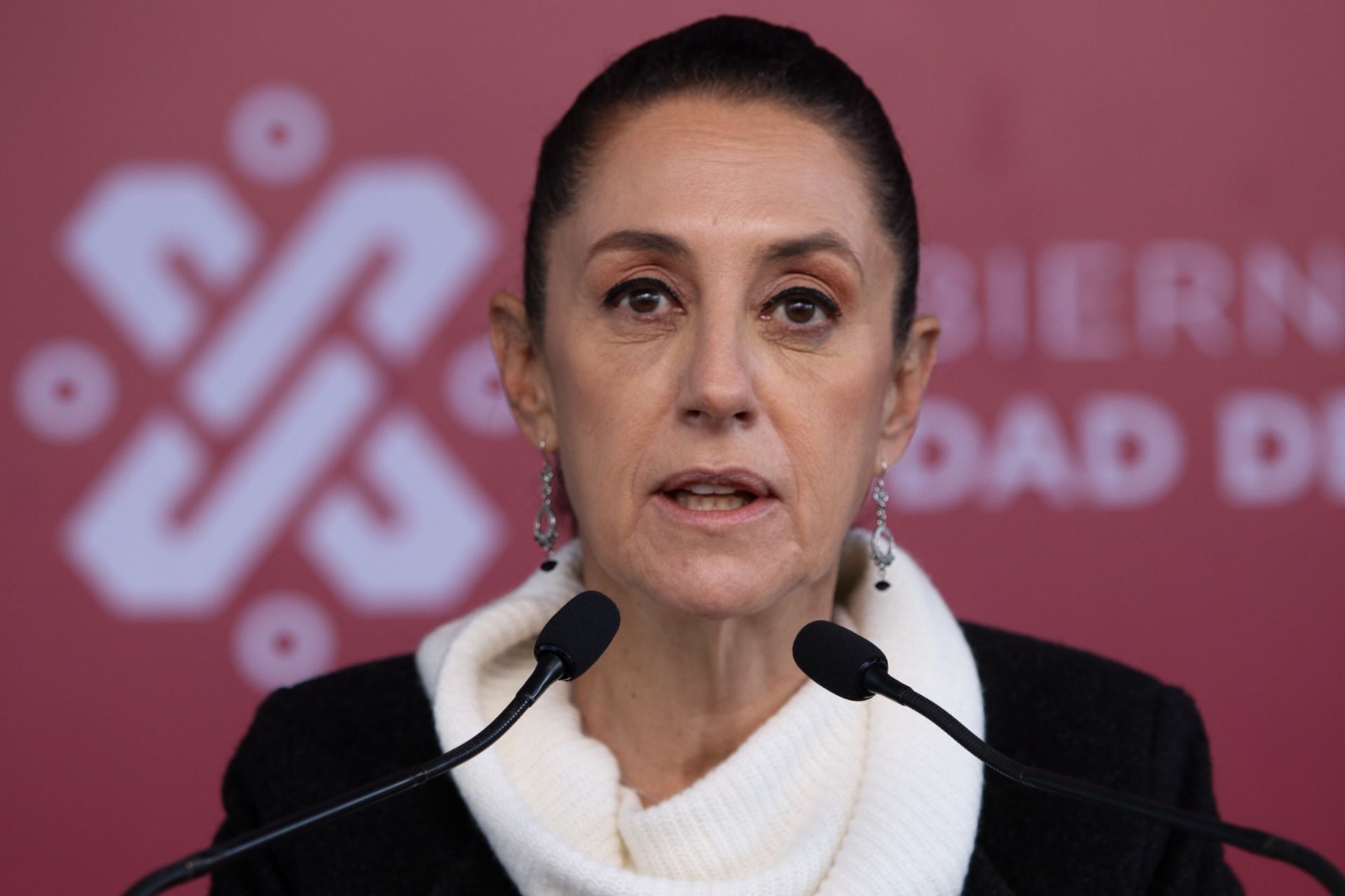 Claudia Sheinbaum negó que se quisiera impedir la entrada de los migrantes a la Ciudad de México y aseguró que se respetarán sus derechos humanos