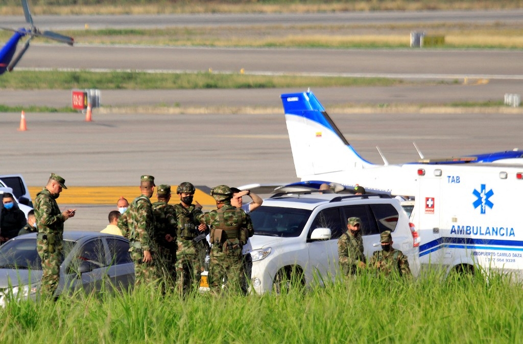 El coronel de la policía Giovanni Antonio Madariaga Pérez,confirmó la muerte de dos funcionarios explosivistas tras la segunda denotación