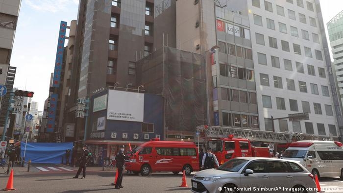 Incendio en edificio de Japón deja al menos 27 muertos