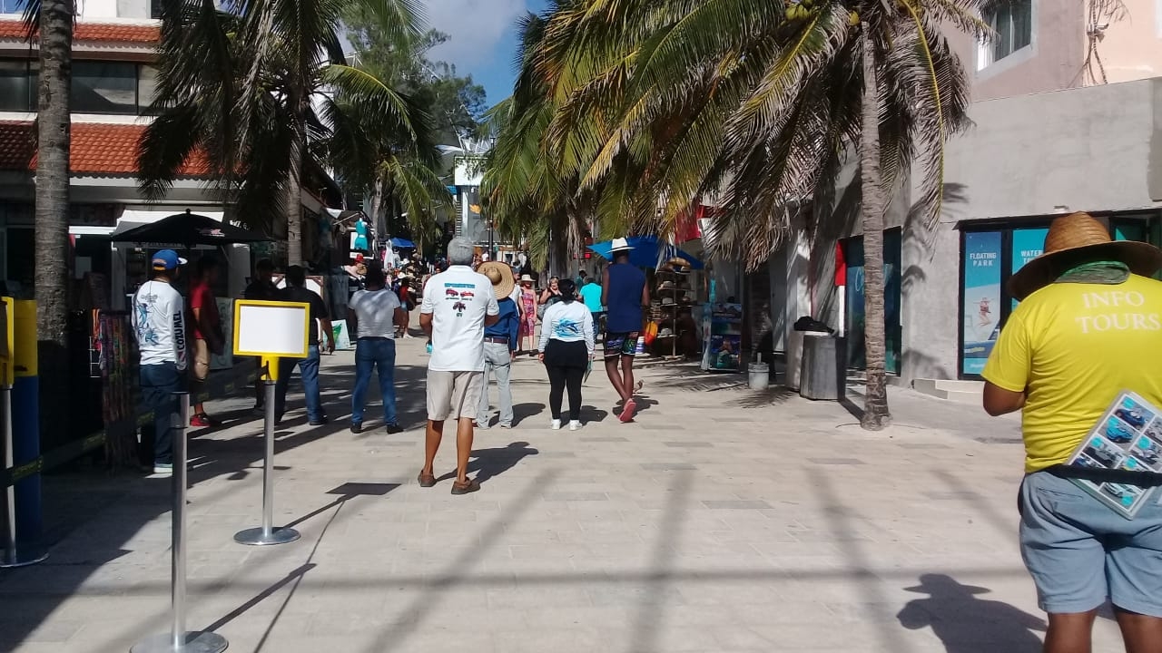 Se registra baja afluencia turística en la terminal marítima de Playa del Carmen: EN VIVO