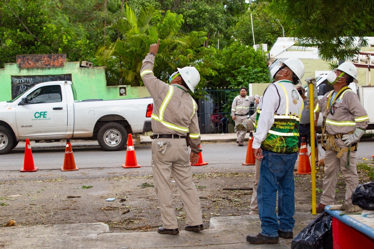 CFE alerta a usuarios de la Península de Yucatán de fraudes en su nombre
