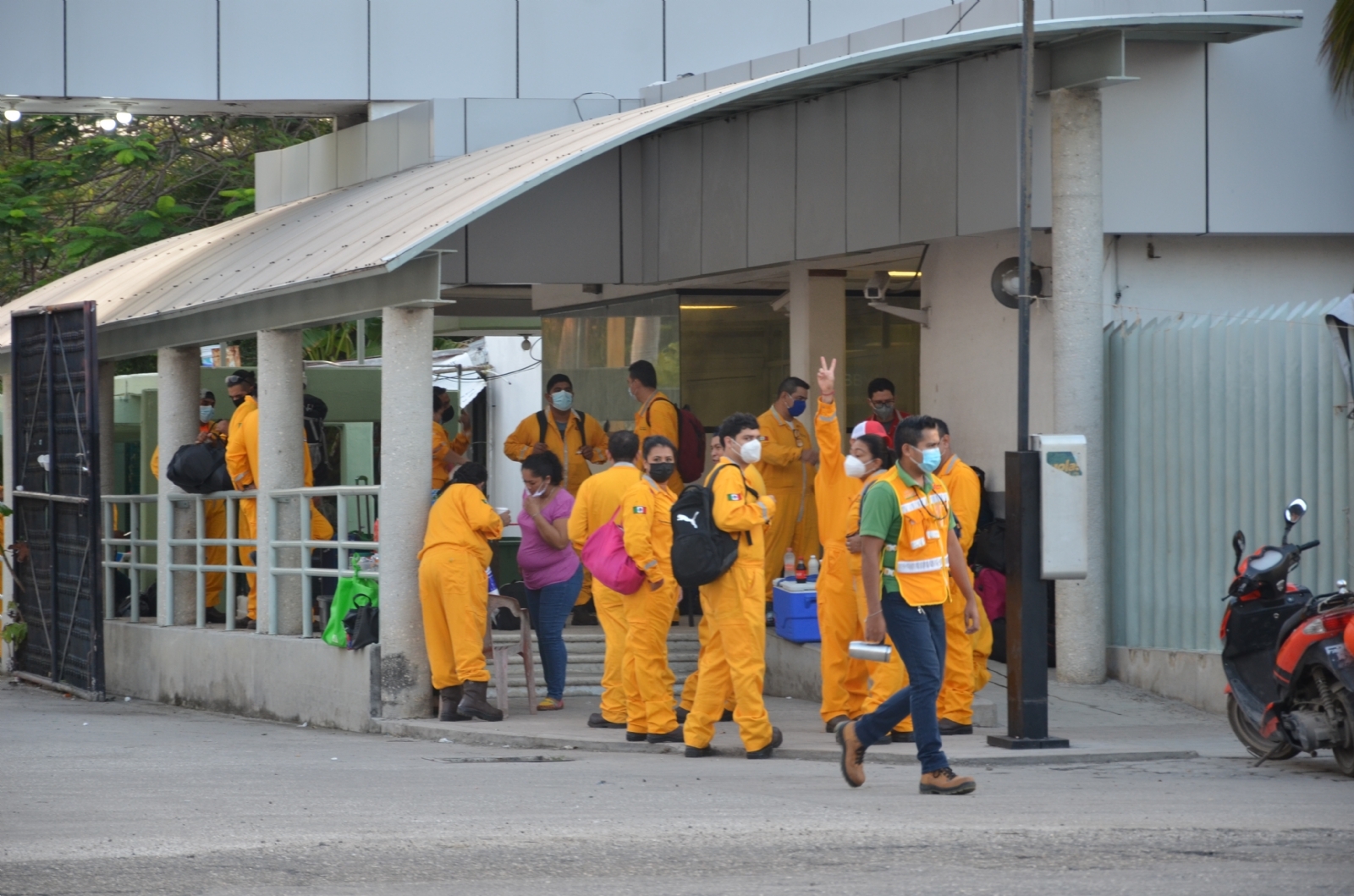 Pemex y Tren Maya incrementan 95.8% los sueldos de trabajadores en Campeche: INEGI