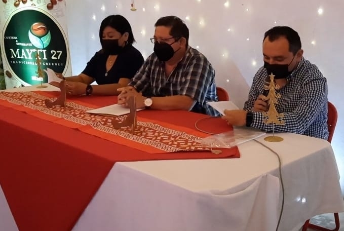 Escritores Comunitarios de Yucatán presentan libro "Antología Literaria del Mayab IV"