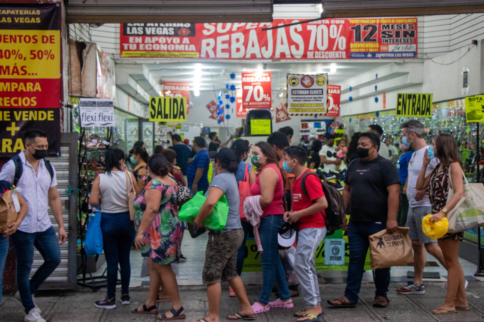 Comercios del Centro de Mérida esperan ventas por 13 mdp a días de la Navidad