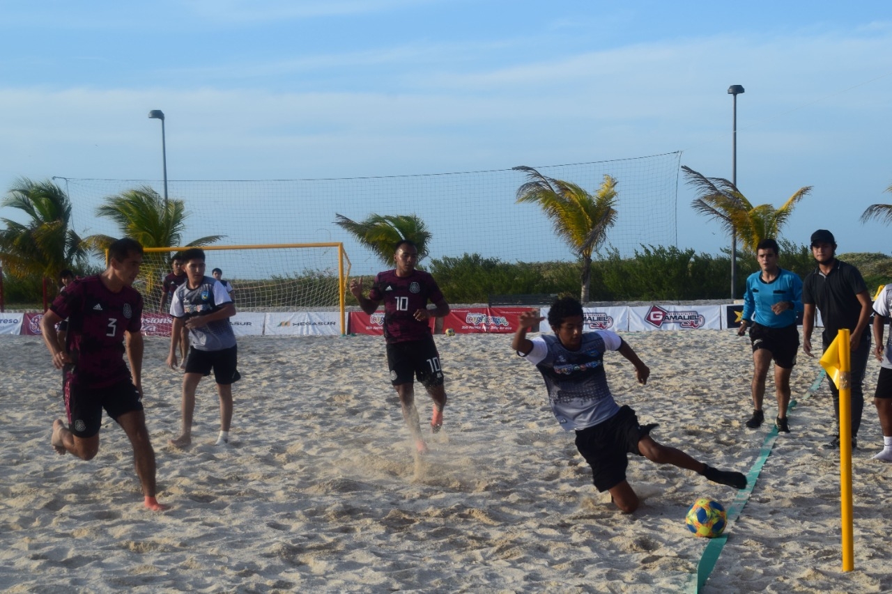 El torneo se llevó a cabo en el “Parque de la playa”, que se ubica en el Malecón Tradicional