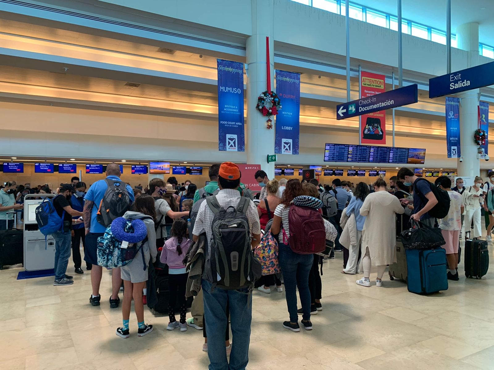 Cerca de 500 turistas se contabilizaron en el Aeropuerto Internacional de Cancún este 30 de diciembre