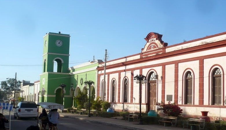 Sindicalizados del ayuntamiento de Campeche amenazan con protestar por despidos injustificados