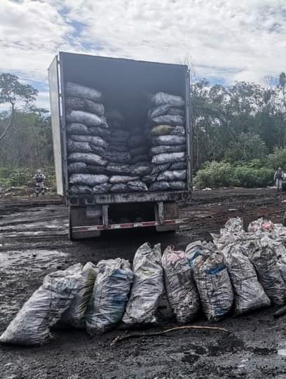 El producto se elabora en fin de semana y se carga en tráileres